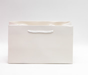 Pungi cadou M 18*23*10 Model Nr: 10